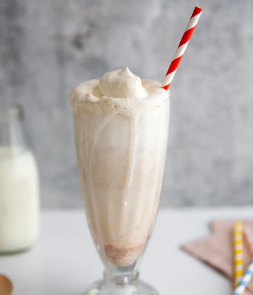 Vanilla milkshake